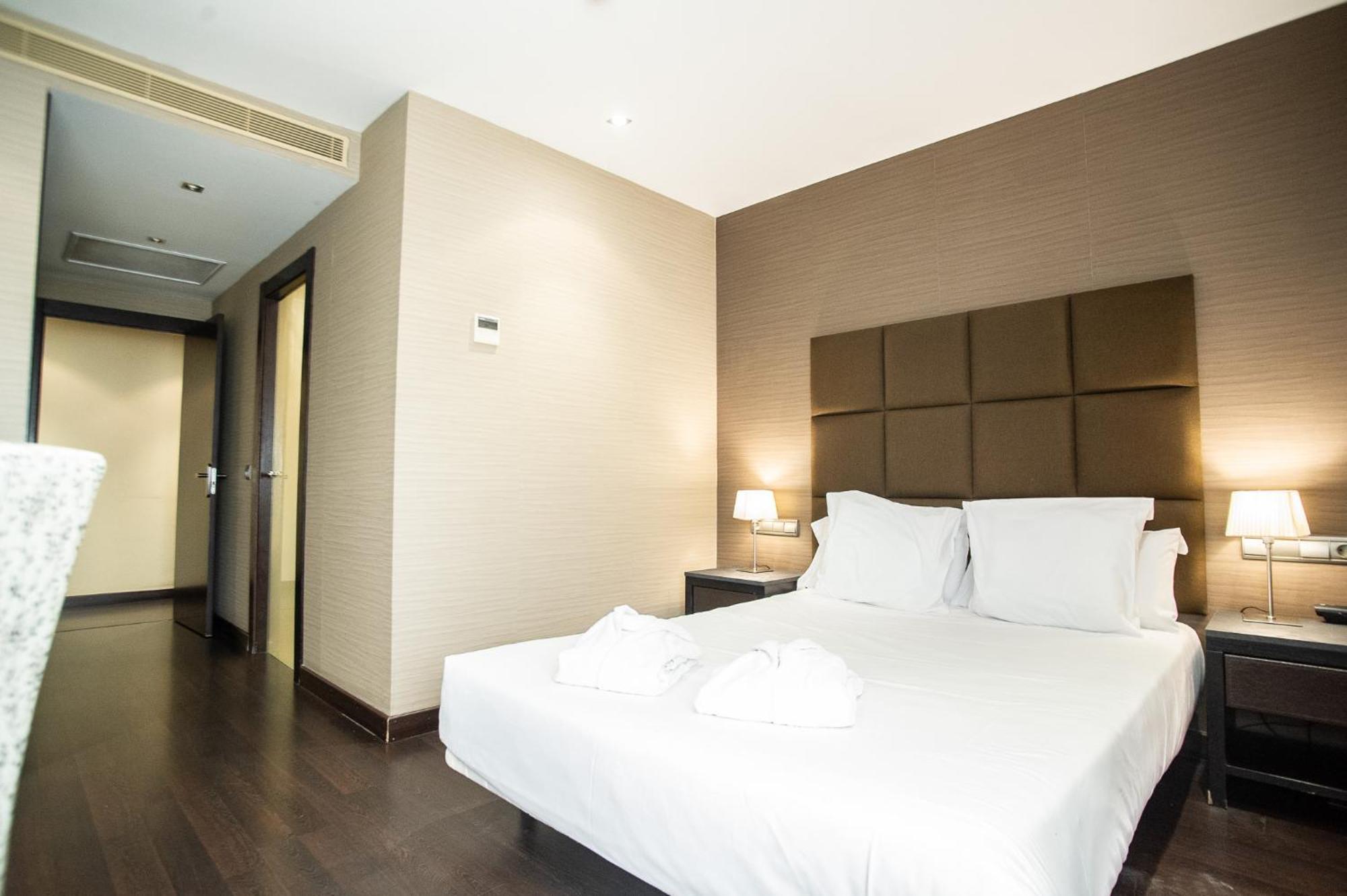 Azz Asturias Langrehotel & Spa Лангрео Экстерьер фото