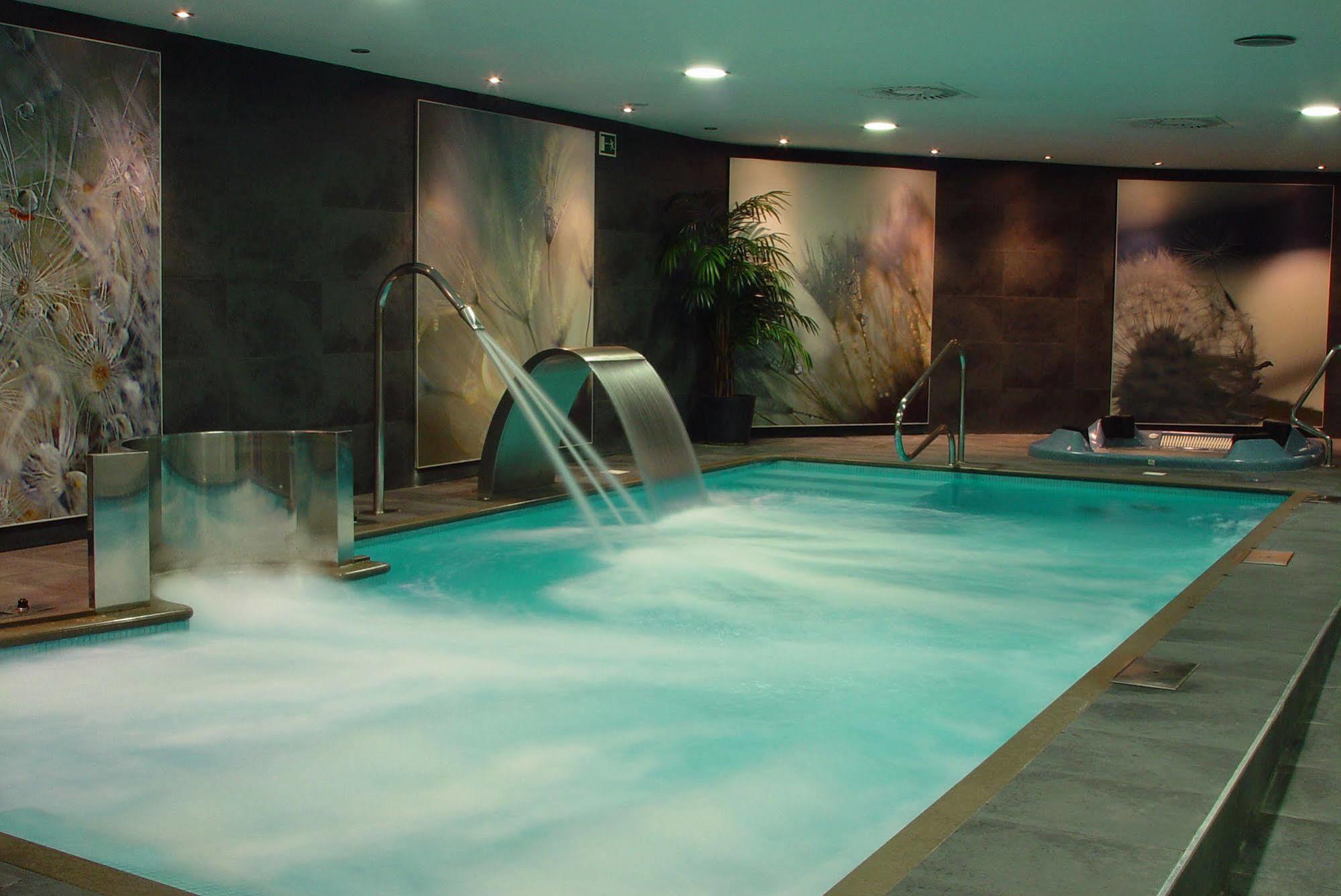 Azz Asturias Langrehotel & Spa Лангрео Экстерьер фото